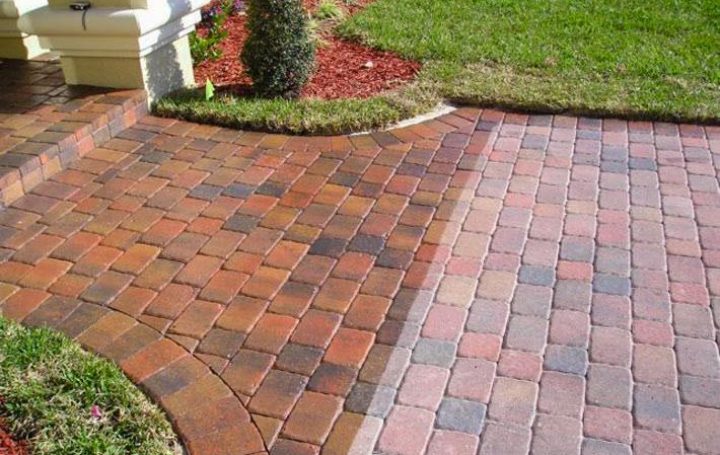 Cobblestone paver on a house entryway